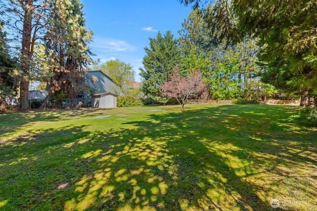 1401 N Devon Avenue, East Wenatchee, WA 98802