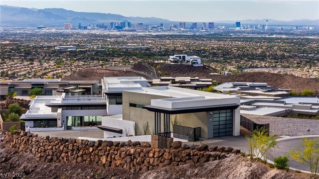 1550 Dragon Crest Avenue, Henderson, NV 89012