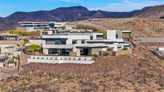 1550 Dragon Crest Avenue, Henderson, NV 89012