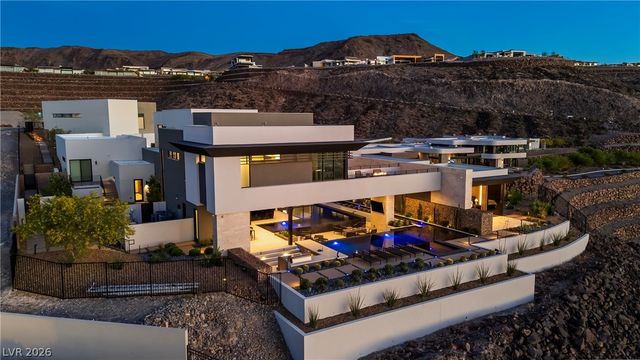 1550 Dragon Crest Avenue, Henderson, NV 89012
