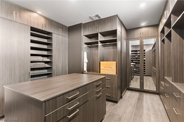 1550 Dragon Crest Avenue, Henderson, NV 89012