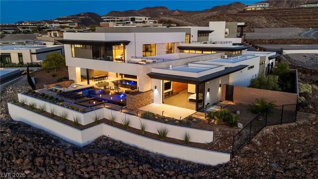 1550 Dragon Crest Avenue, Henderson, NV 89012
