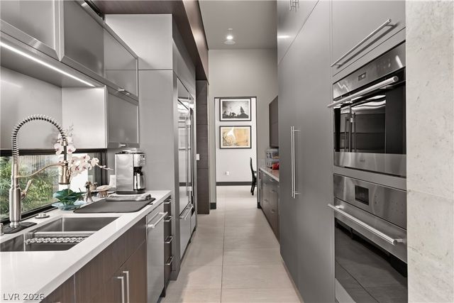 1550 Dragon Crest Avenue, Henderson, NV 89012
