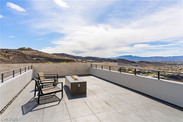 1550 Dragon Crest Avenue, Henderson, NV 89012
