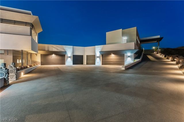 1550 Dragon Crest Avenue, Henderson, NV 89012