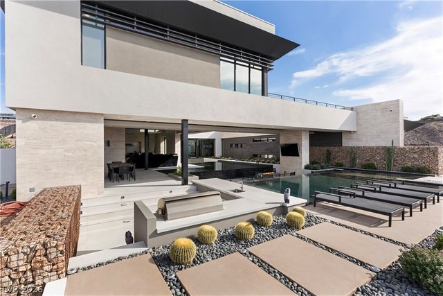1550 Dragon Crest Avenue, Henderson, NV 89012