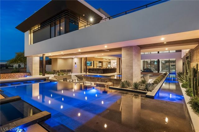 1550 Dragon Crest Avenue, Henderson, NV 89012