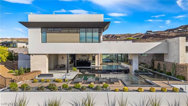 1550 Dragon Crest Avenue, Henderson, NV 89012