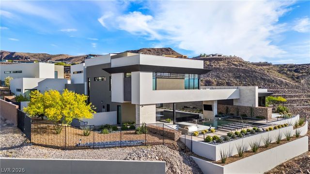 1550 Dragon Crest Avenue, Henderson, NV 89012