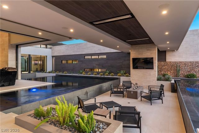 1550 Dragon Crest Avenue, Henderson, NV 89012