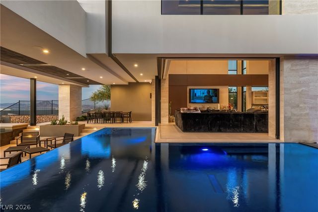 1550 Dragon Crest Avenue, Henderson, NV 89012