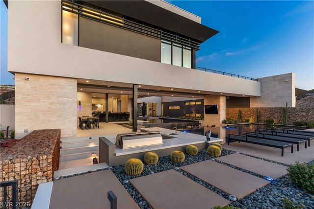 1550 Dragon Crest Avenue, Henderson, NV 89012