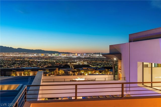 1550 Dragon Crest Avenue, Henderson, NV 89012