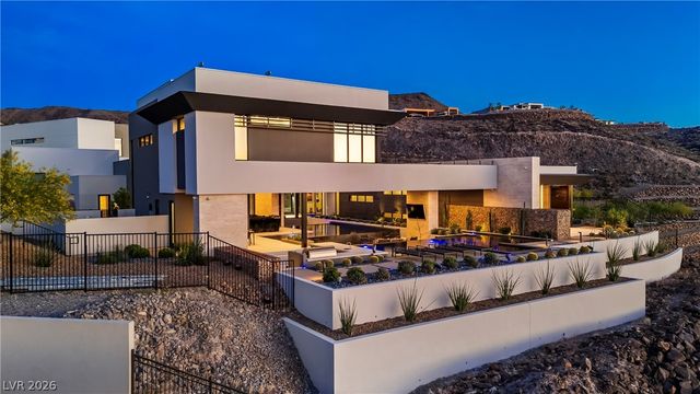 1550 Dragon Crest Avenue, Henderson, NV 89012