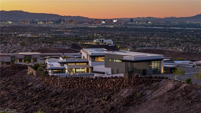 1550 Dragon Crest Avenue, Henderson, NV 89012