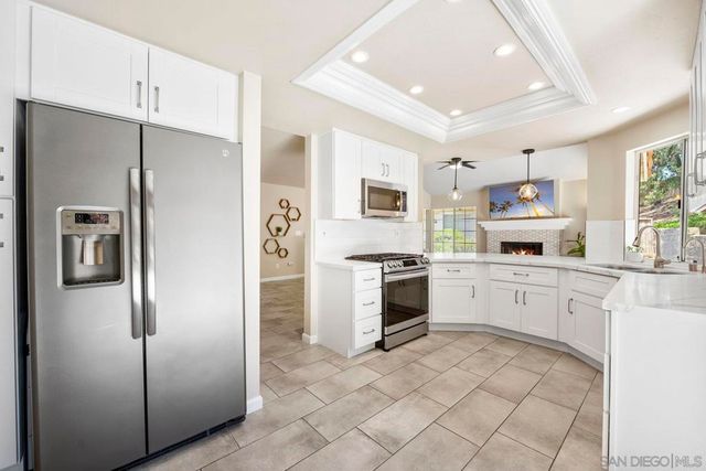 11781 Caminito De Las Missiones, San Diego, CA 92128