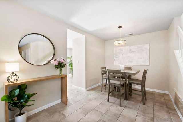 11781 Caminito De Las Missiones, San Diego, CA 92128