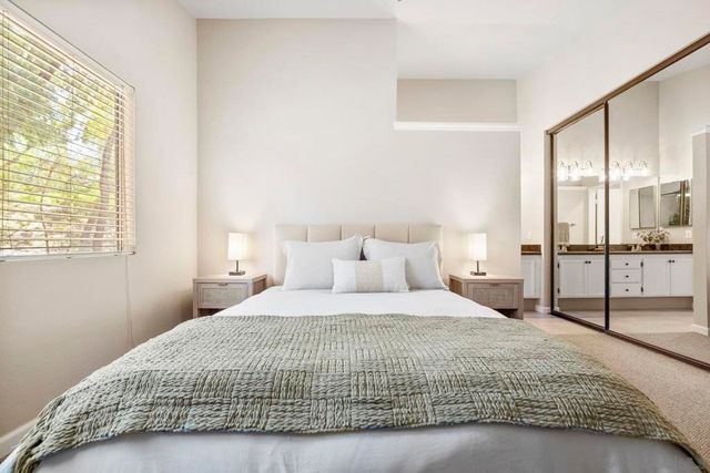 11781 Caminito De Las Missiones, San Diego, CA 92128