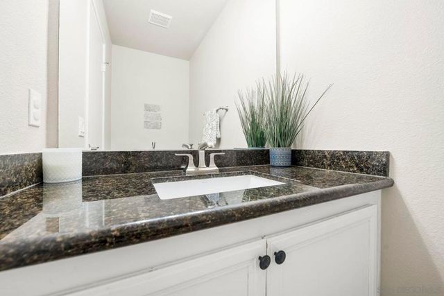 11781 Caminito De Las Missiones, San Diego, CA 92128