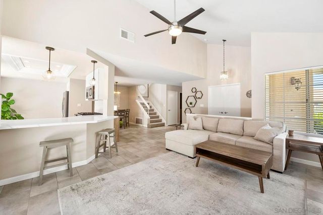 11781 Caminito De Las Missiones, San Diego, CA 92128