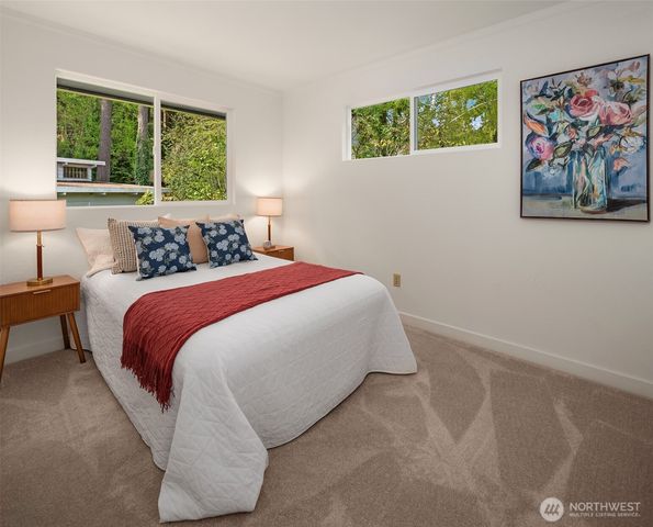 9139 SW Bayview Drive, Vashon, WA 98070