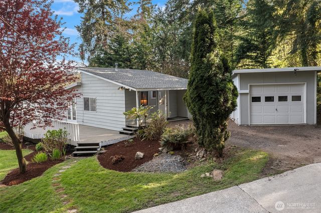 9139 SW Bayview Drive, Vashon, WA 98070