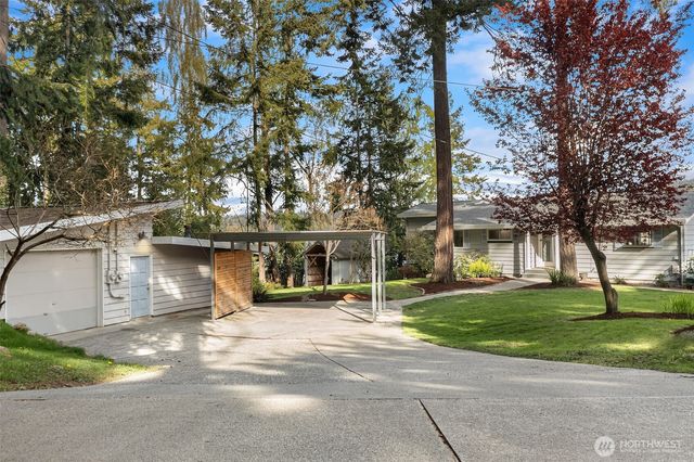 9139 SW Bayview Drive, Vashon, WA 98070