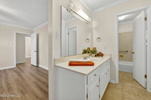 2560 Old Bay Road, Biloxi, MS 39531