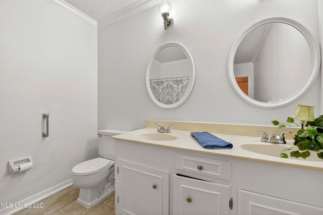 2560 Old Bay Road, Biloxi, MS 39531