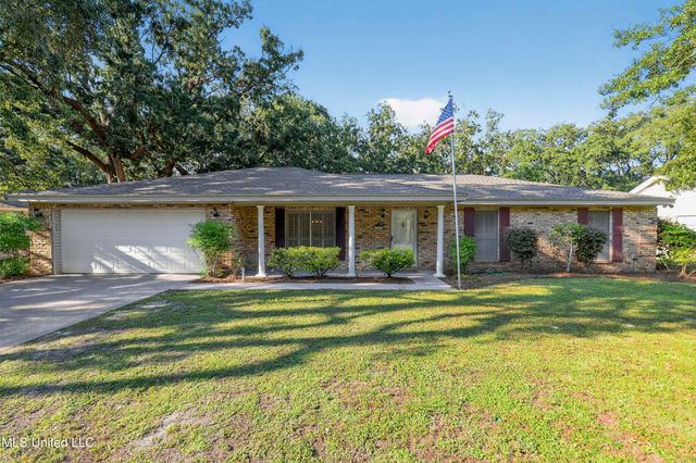 2560 Old Bay Road, Biloxi, MS 39531