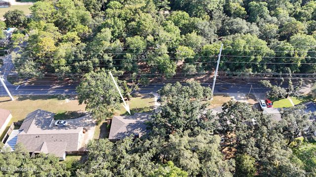 2560 Old Bay Road, Biloxi, MS 39531