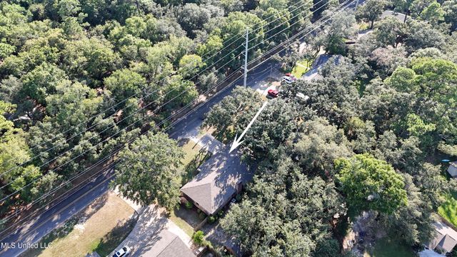 2560 Old Bay Road, Biloxi, MS 39531