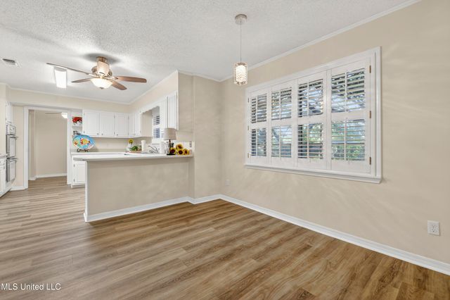 2560 Old Bay Road, Biloxi, MS 39531