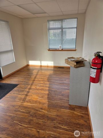 7807 Pacific Ave, Tacoma, WA 98408