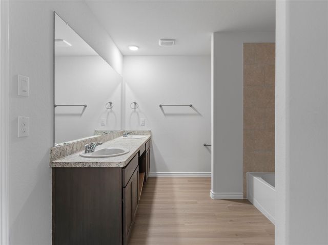 306 N Orange Street, Sweeny, TX 77480