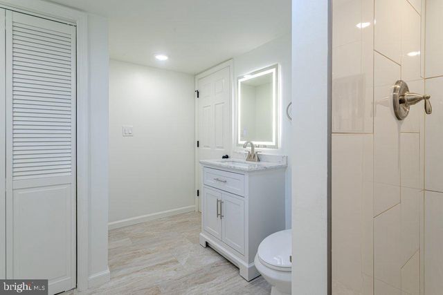 18 BONG TER, Mount Holly, NJ 08060