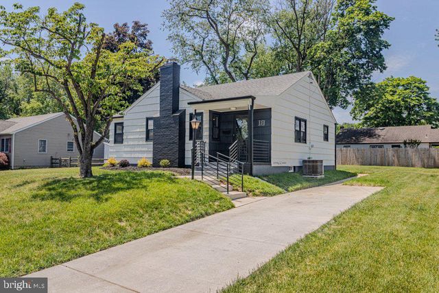 18 BONG TER, Mount Holly, NJ 08060