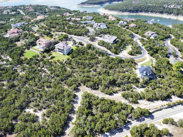 7206 Flagship Park DR, Jonestown, TX 78645