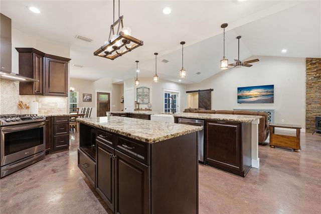 357 SW CONESTOGA WAY, Fort White, FL 32038