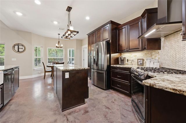 357 SW CONESTOGA WAY, Fort White, FL 32038