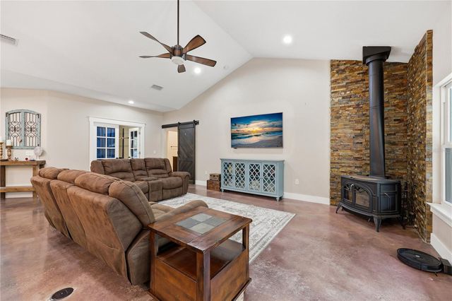 357 SW CONESTOGA WAY, Fort White, FL 32038