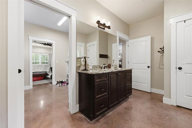 357 SW CONESTOGA WAY, Fort White, FL 32038