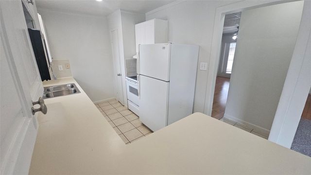 210 Brigadoon Lane, Friendswood, TX 77546