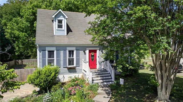 6595 Jonathan Street, Pfafftown, NC 27040