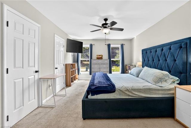 6595 Jonathan Street, Pfafftown, NC 27040