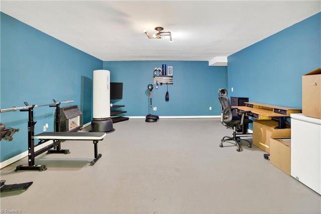 6595 Jonathan Street, Pfafftown, NC 27040
