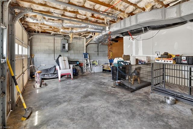 6595 Jonathan Street, Pfafftown, NC 27040