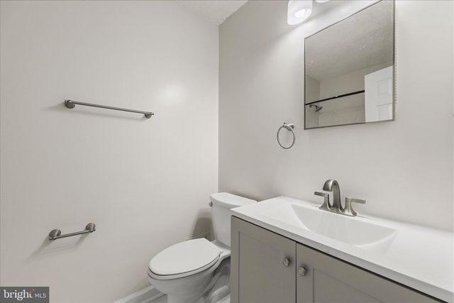 7117 KURTH LN, Lanham, MD 20706