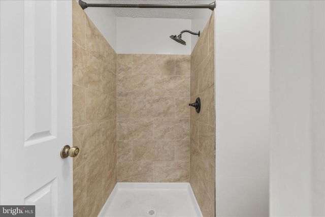 7117 KURTH LN, Lanham, MD 20706