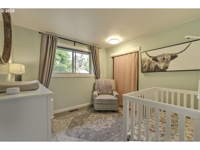 1680 Se 52ND Ave, Hillsboro, OR 97123